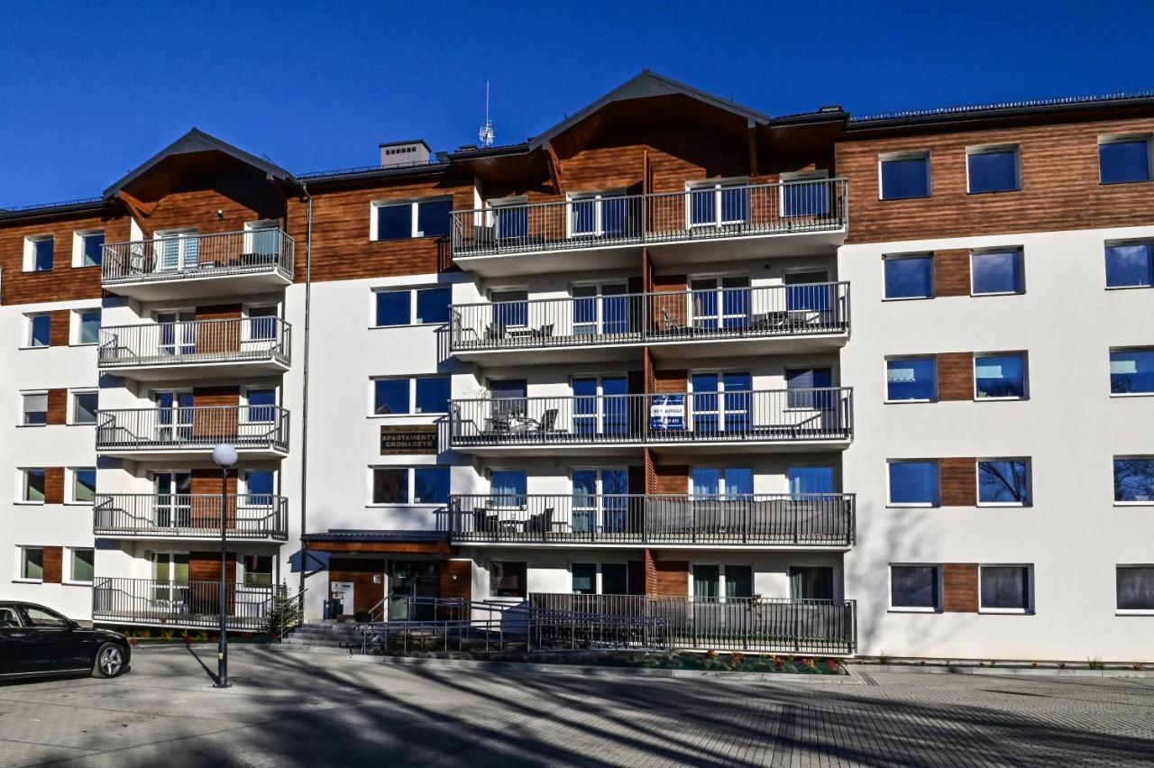 Apartament Loftspa Ustrzyki Dolne Extérieur photo